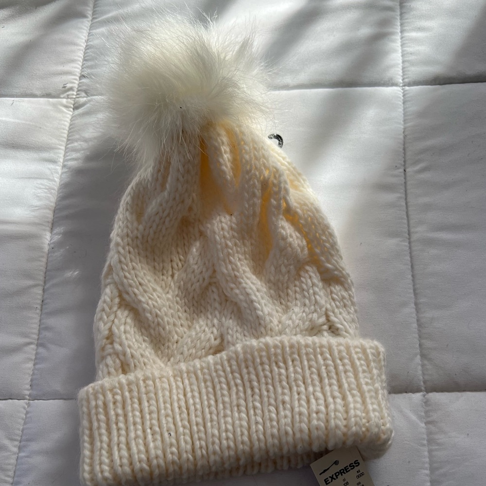 hat with pompom